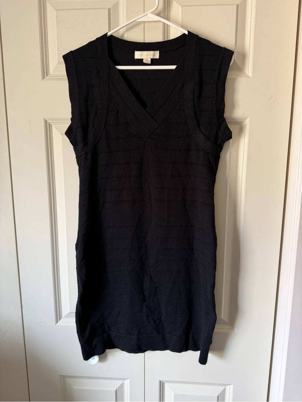 Nicki Minaj Black Sleeveless V-Neck Mini Dress